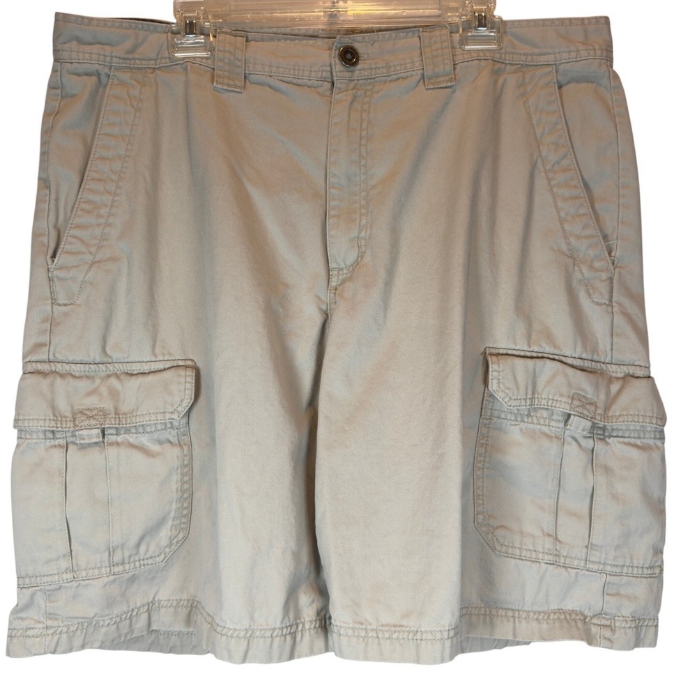 Columbia Cargo Shorts Mens 40x9 Khaki Outdoor Hiking Utility Pockets Relaxed Fit